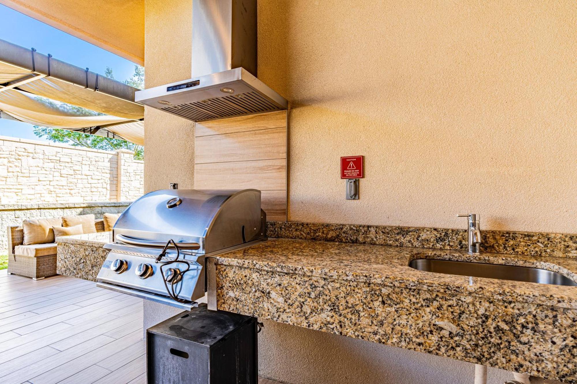Private Hot Tub Bbq Grill At Magic Village Views Orlando Eksteriør bilde